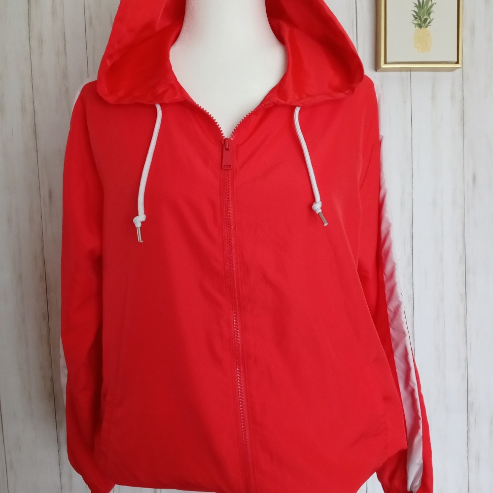 Windbreaker Jacket FOREVER 21 Hooded  Medium  orange New year collection Zipper